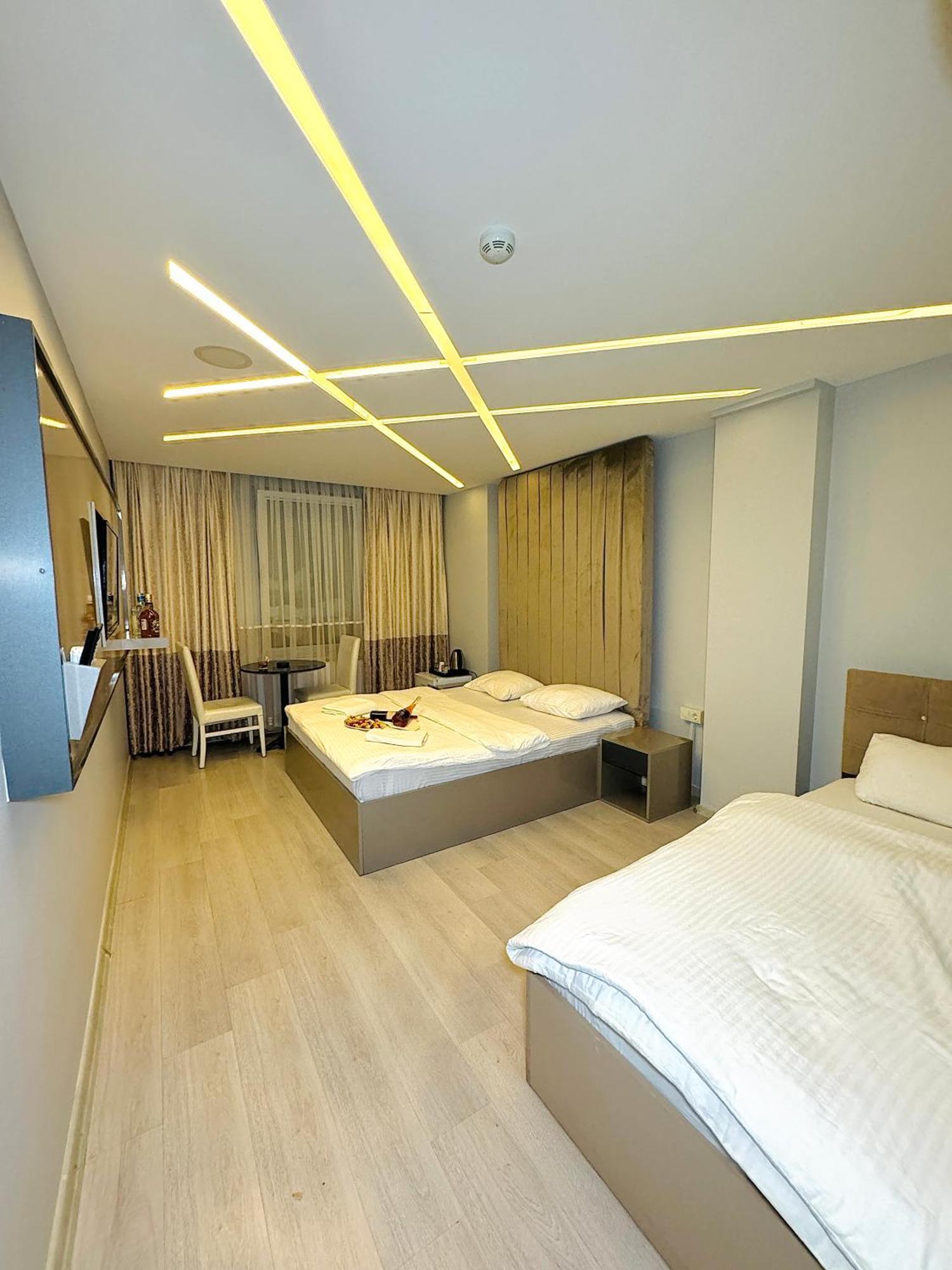 Blueway Hotel Istambul Exterior foto