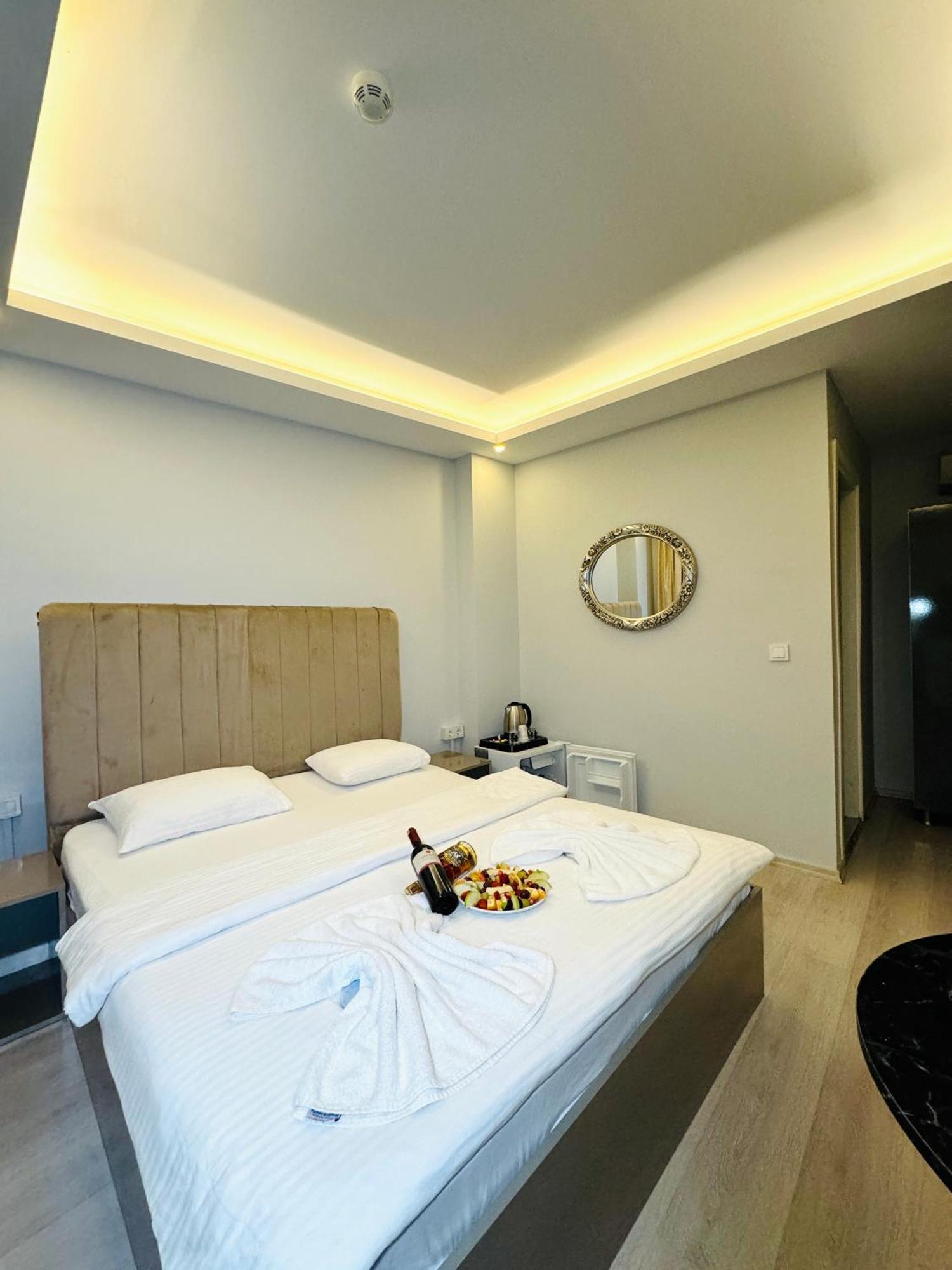 Blueway Hotel Istambul Exterior foto