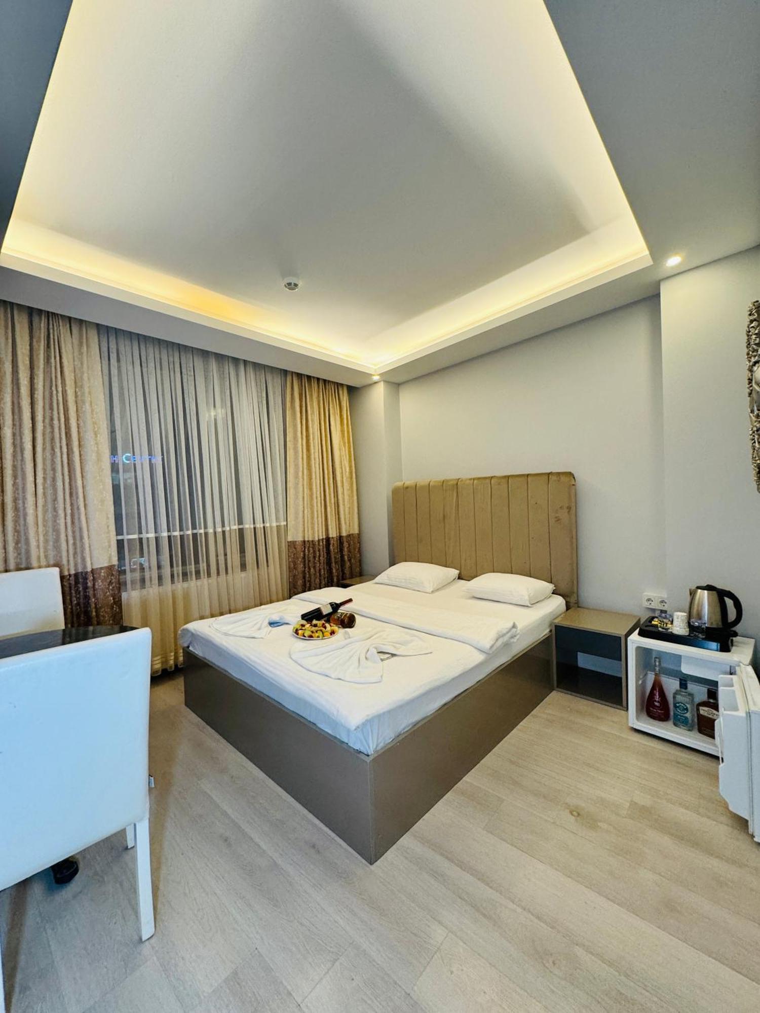 Blueway Hotel Istambul Exterior foto