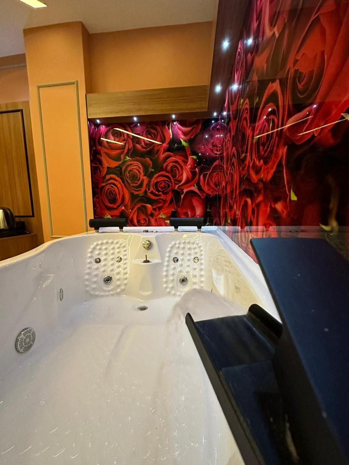 Blueway Hotel Istambul Exterior foto